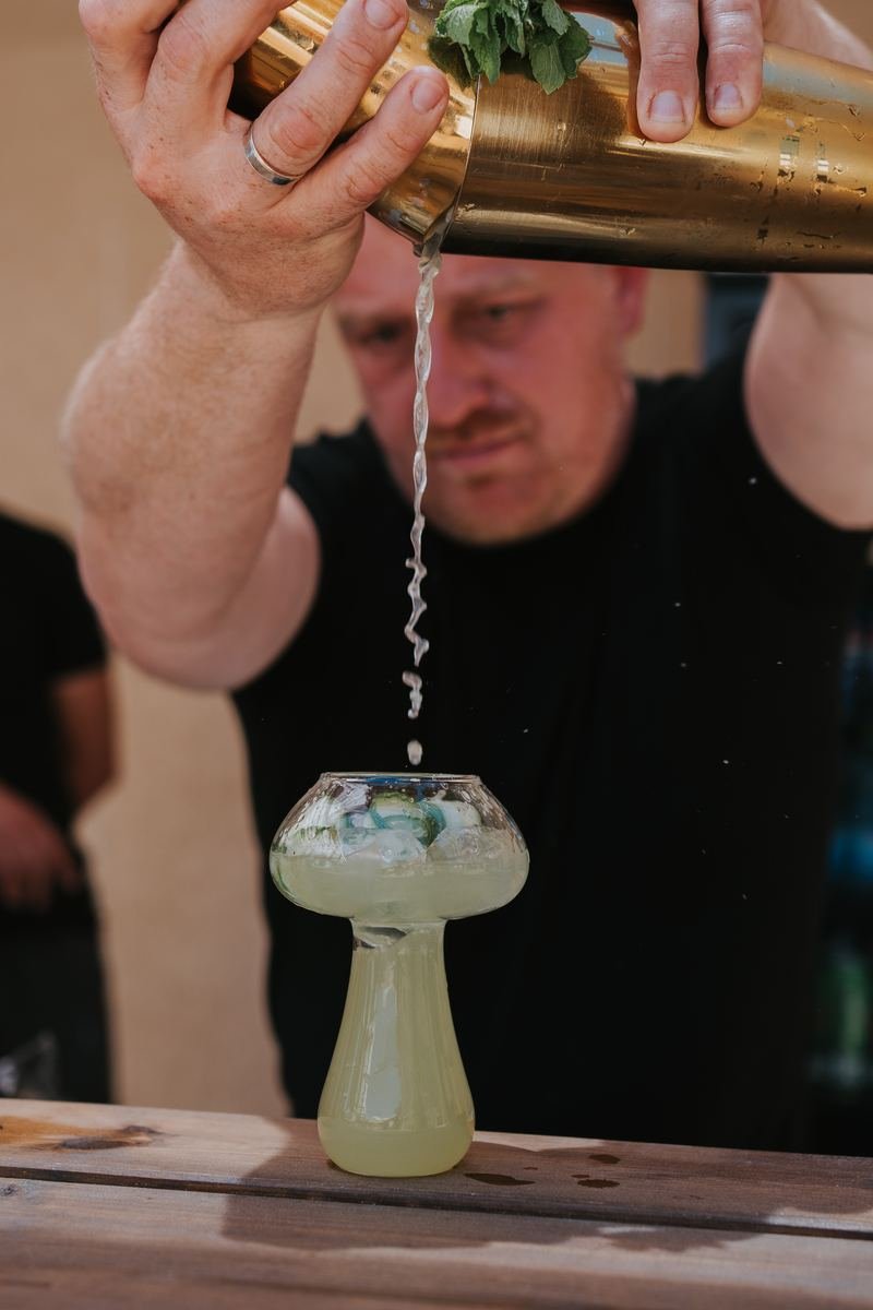 ברמן מוזג קוקטייל